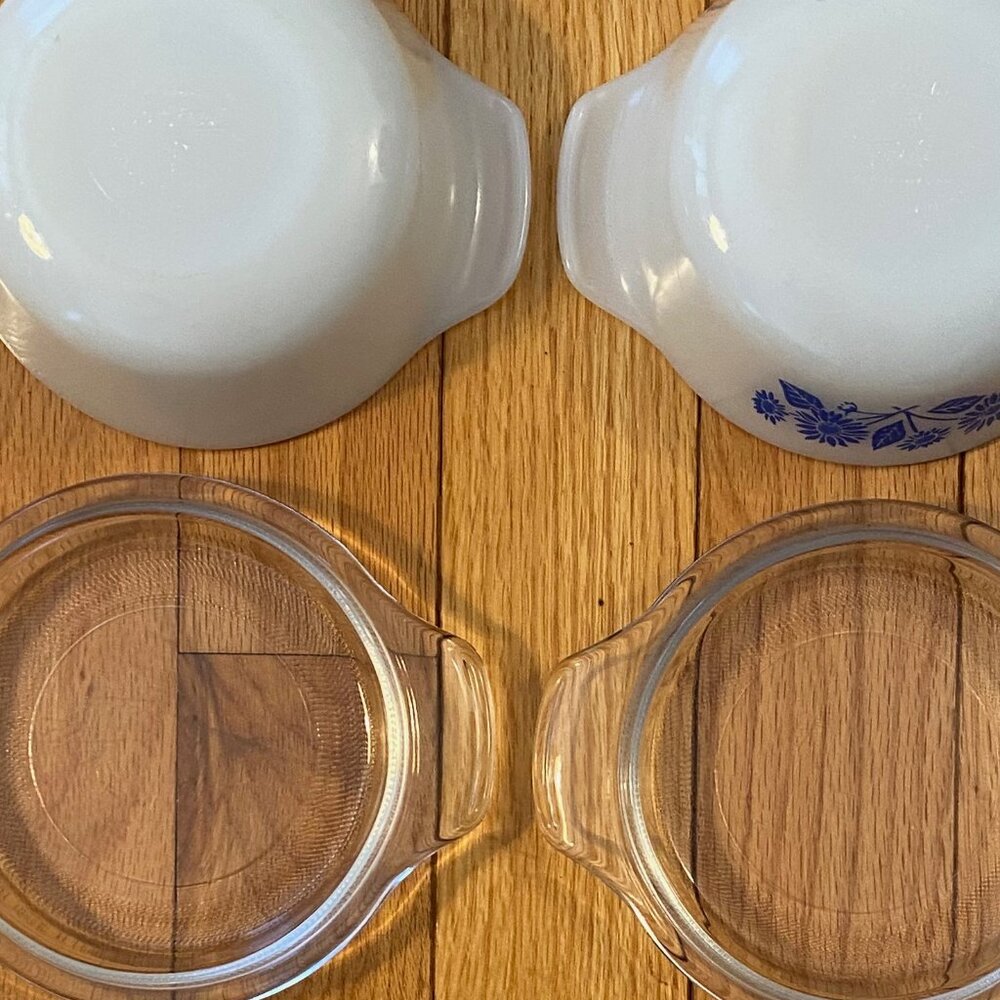 Vintage Milk GLASS Anchor Hocking Fire King Blue Cornflower 2 Bowls 120z w/lids - Picture 11 of 15